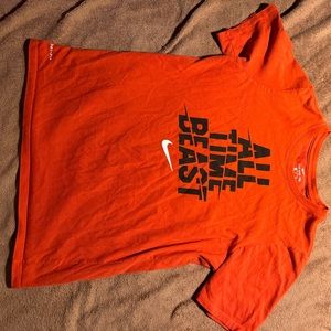 Nike T-shirt